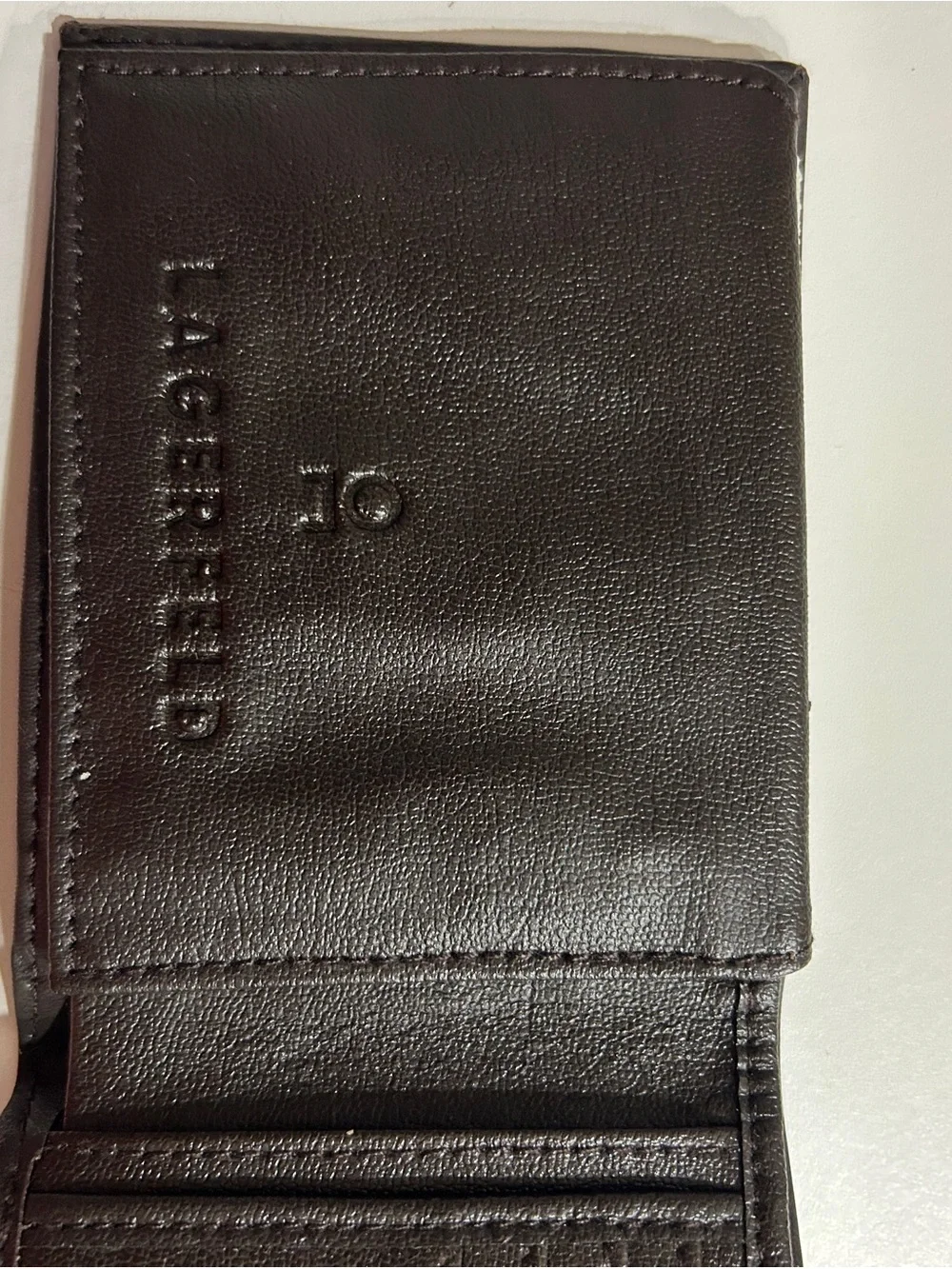 Karl Lagerfeld compact bi